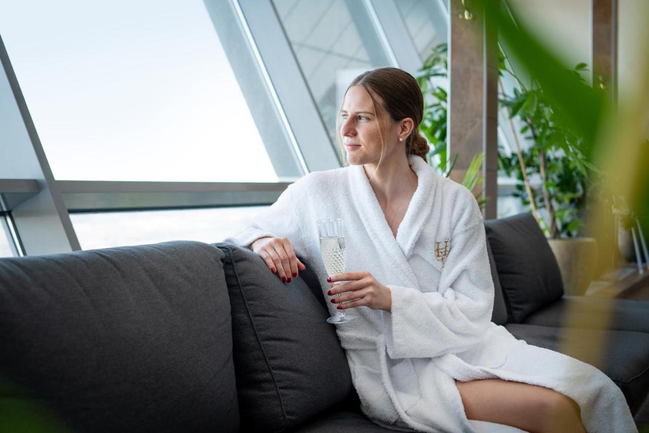 Hotell Hallstaberget Sollefteå Екстериор снимка
